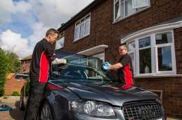 Windscreen Replacement - Motorway Windscreens